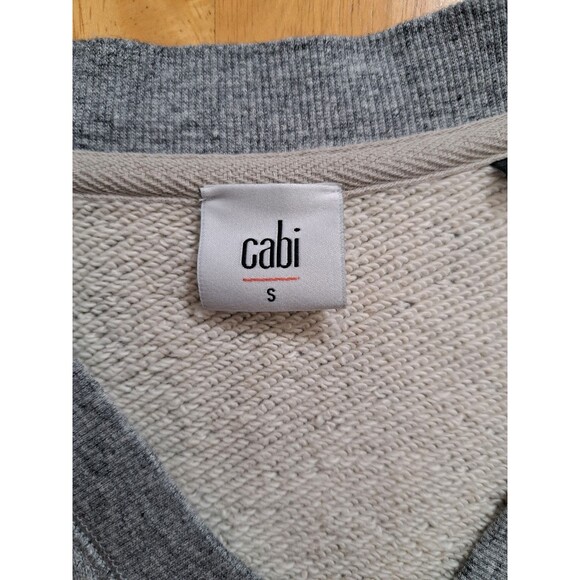 Cabi V Neck Gray Cream French Terry Sweater with Cable Knit Sleeves Size Small - Picture 2 of 8